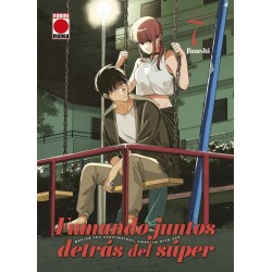 Fumando juntos detrás del súper 7